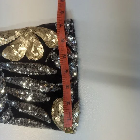 Belle Badgley Mischka Size 6 Gold and Silver Sequined Dress